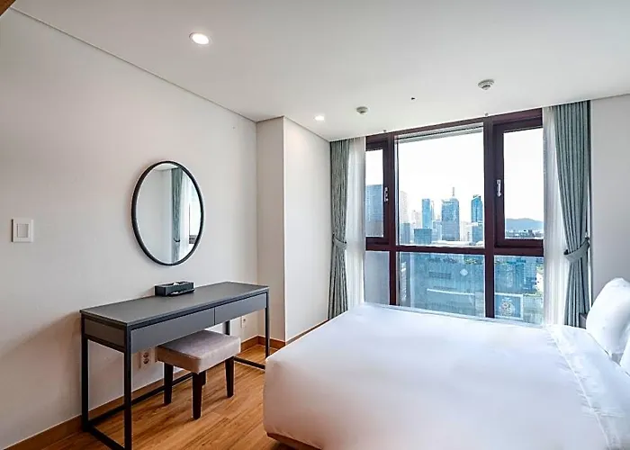 Centum Convention ホテル 4*
